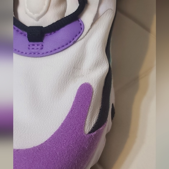 Nike Air Max 270 React Men's Size 10.5 - Picture 6 of 9